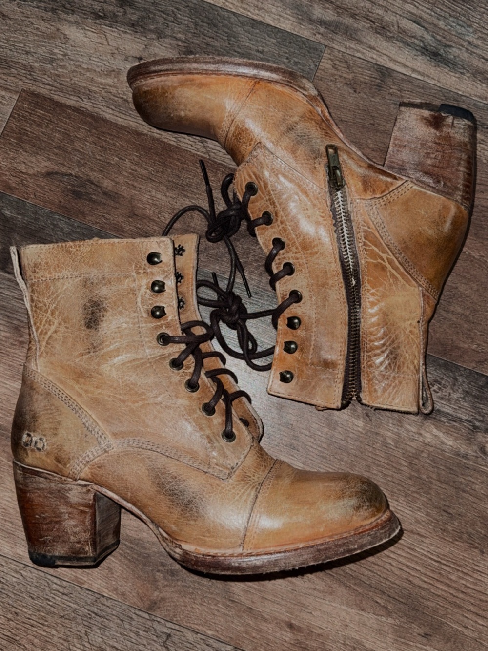 Bedstu judgement boots size 8.5 - Picture 2 of 4